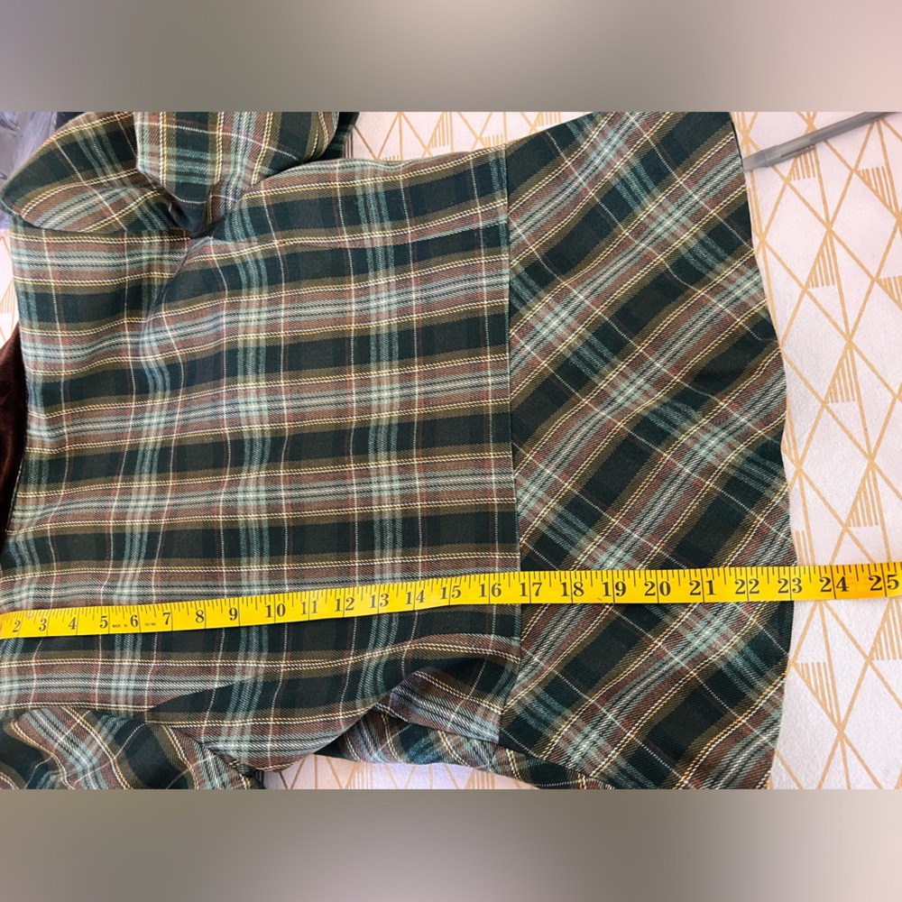Tahari Green Plaid Blazer with Velvet Collar - Picture 9 of 13